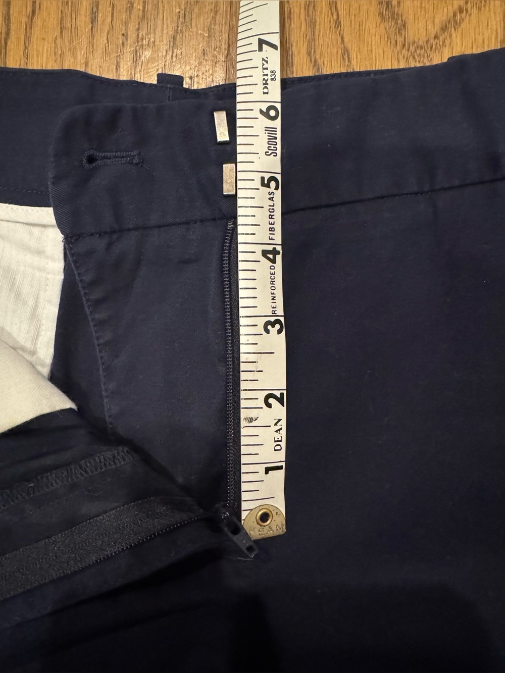 Talbots Navy Women's Bermuda Shorts Size 8 Stretch Flat Front 10” inseam - Picture 7 of 9